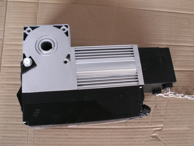 天津快速卷簾門供應(yīng)先鋒工業(yè)電動(dòng)滑升門電機(jī)_機(jī)械類欄目